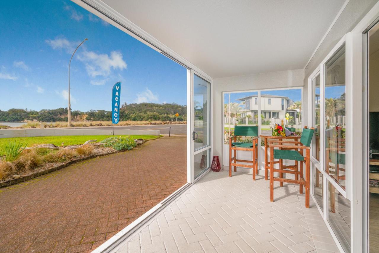 Waterfront Apartments Whitianga Bagian luar foto