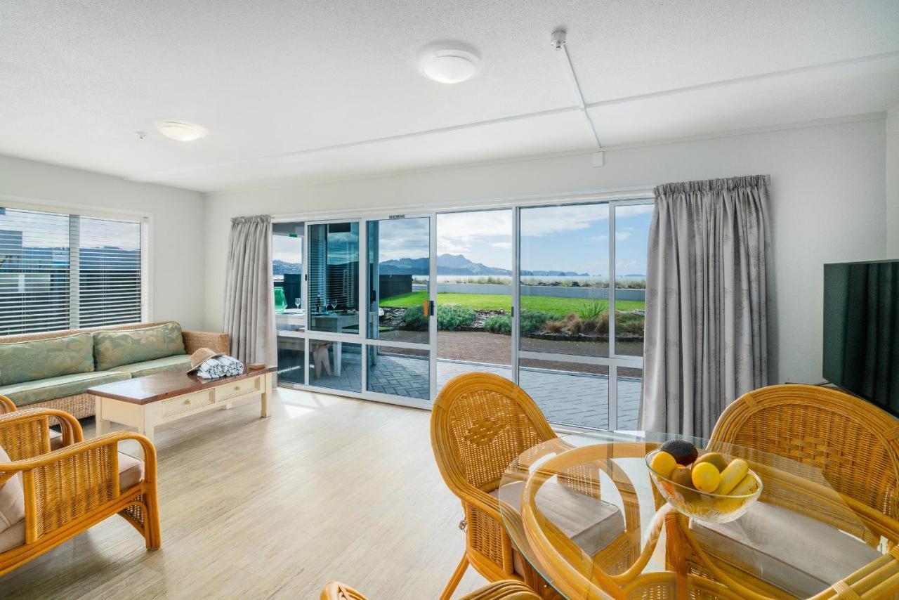 Waterfront Apartments Whitianga Bagian luar foto