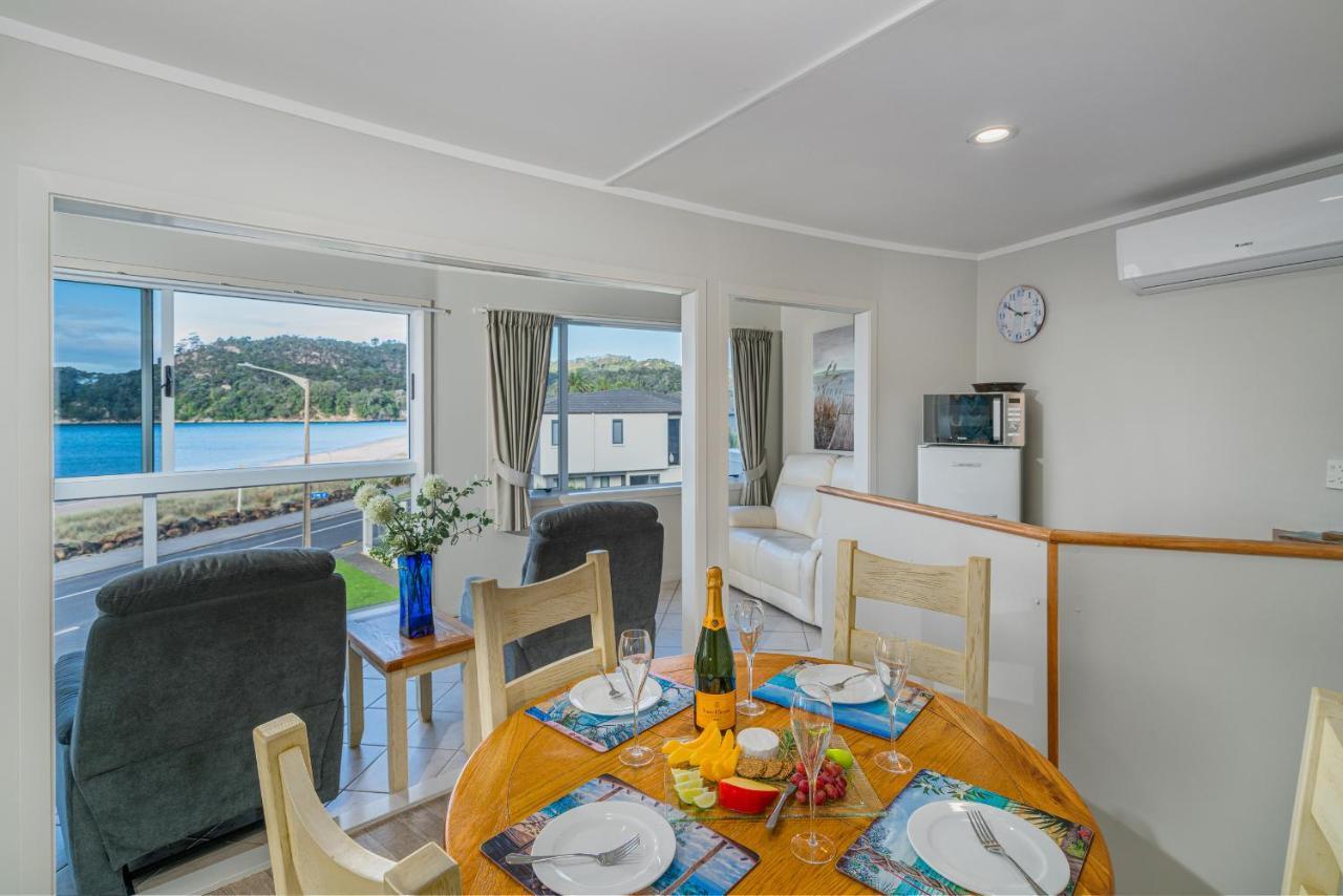 Waterfront Apartments Whitianga Bagian luar foto