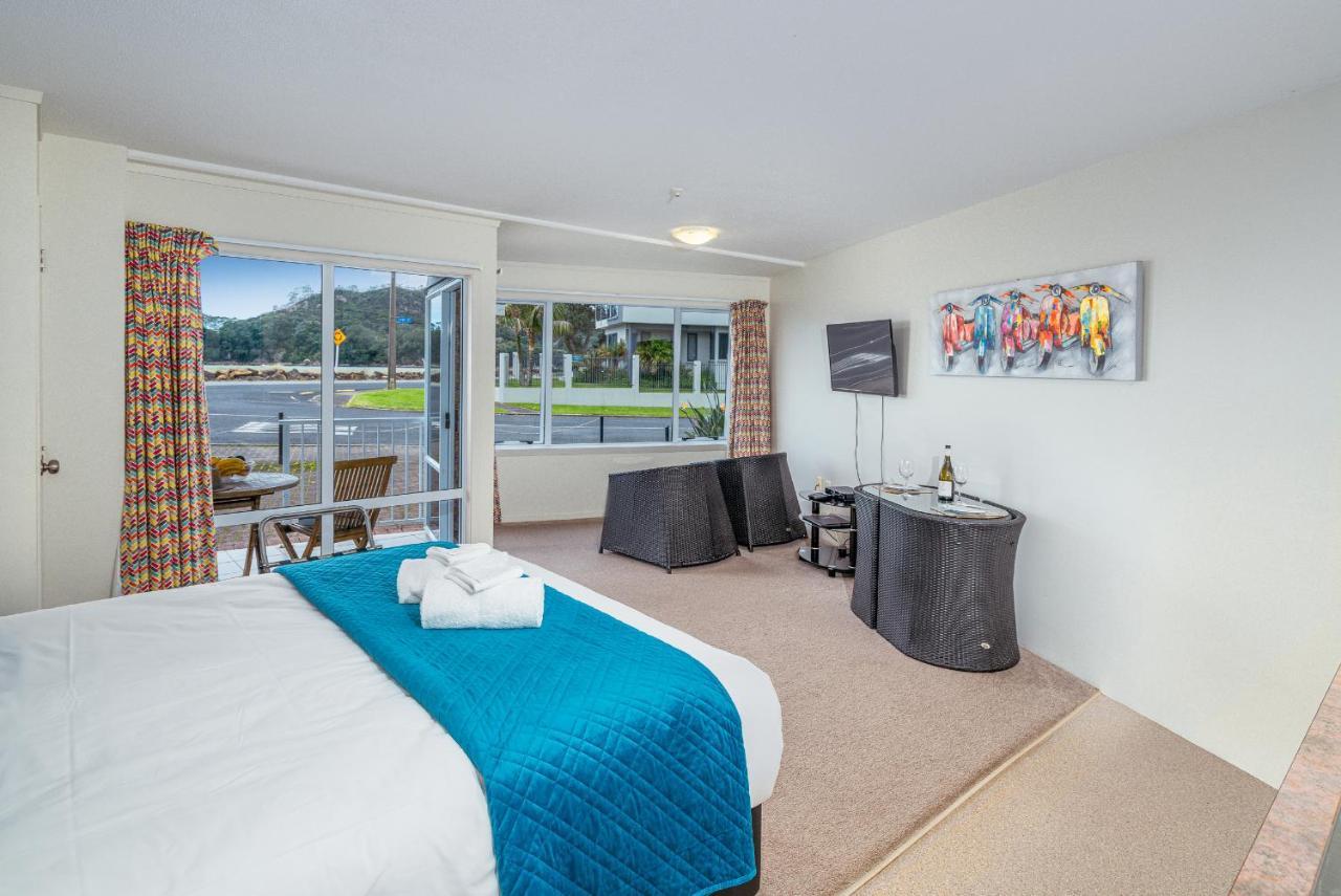 Waterfront Apartments Whitianga Bagian luar foto