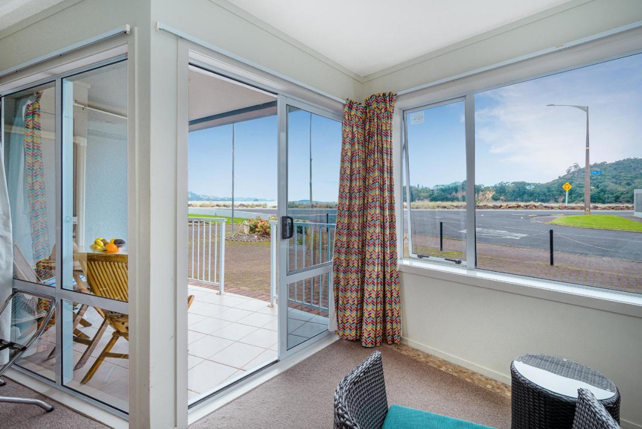 Waterfront Apartments Whitianga Bagian luar foto