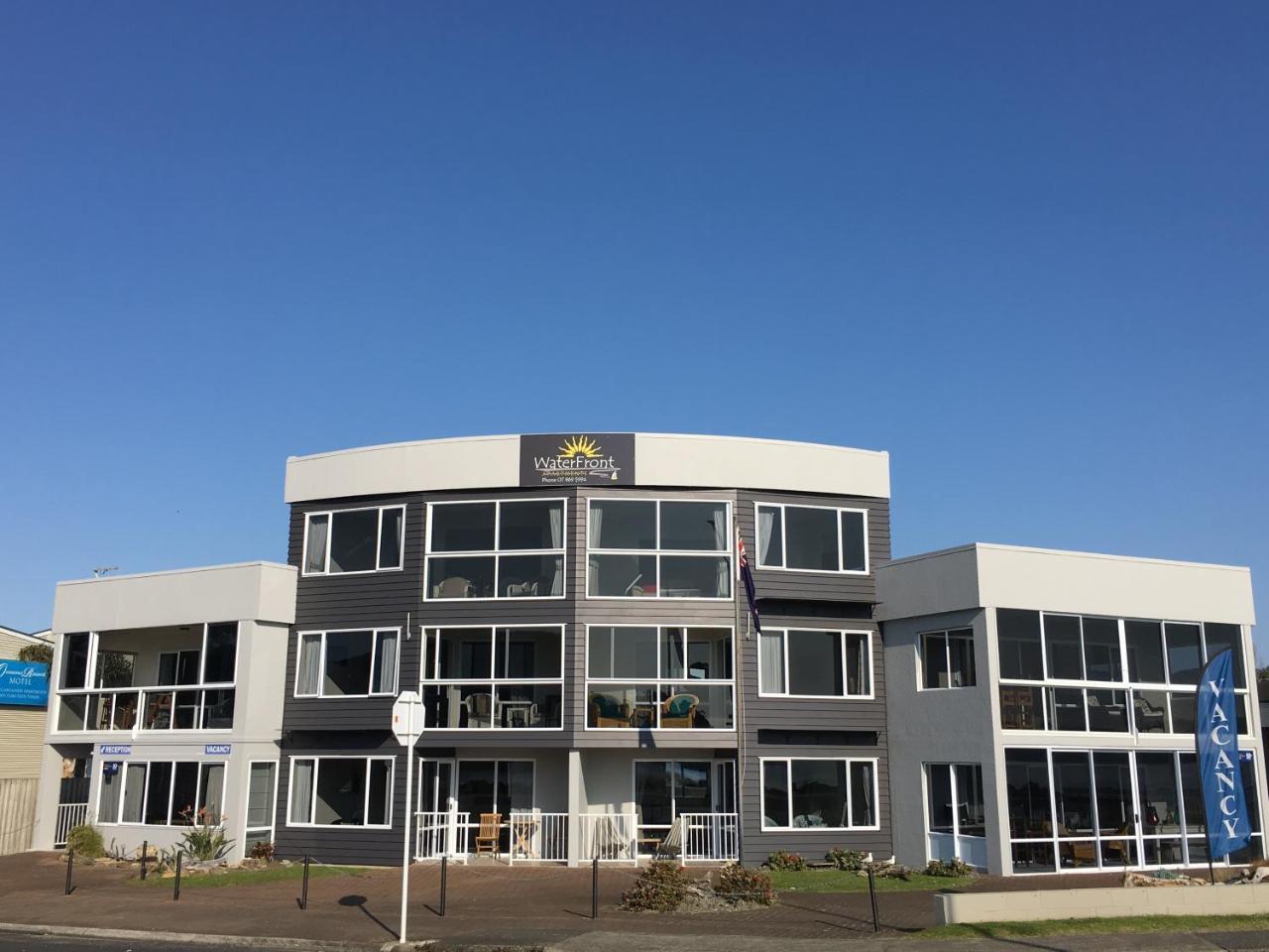 Waterfront Apartments Whitianga Bagian luar foto