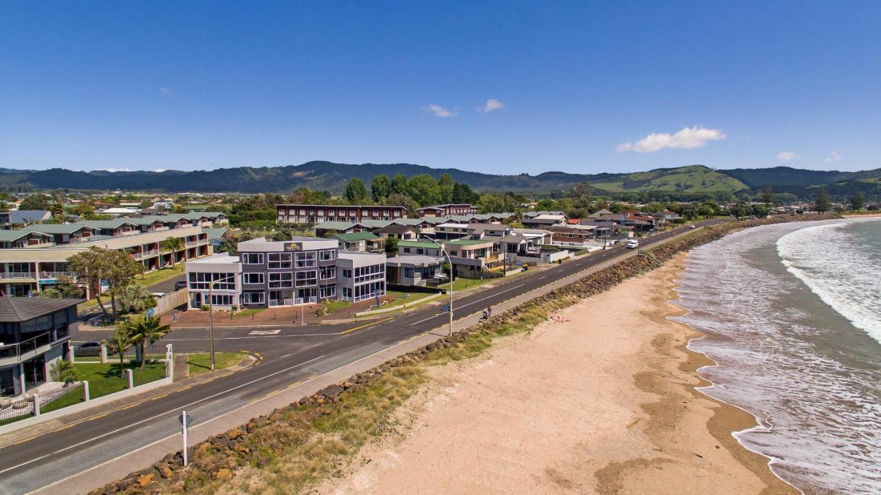 Waterfront Apartments Whitianga Bagian luar foto
