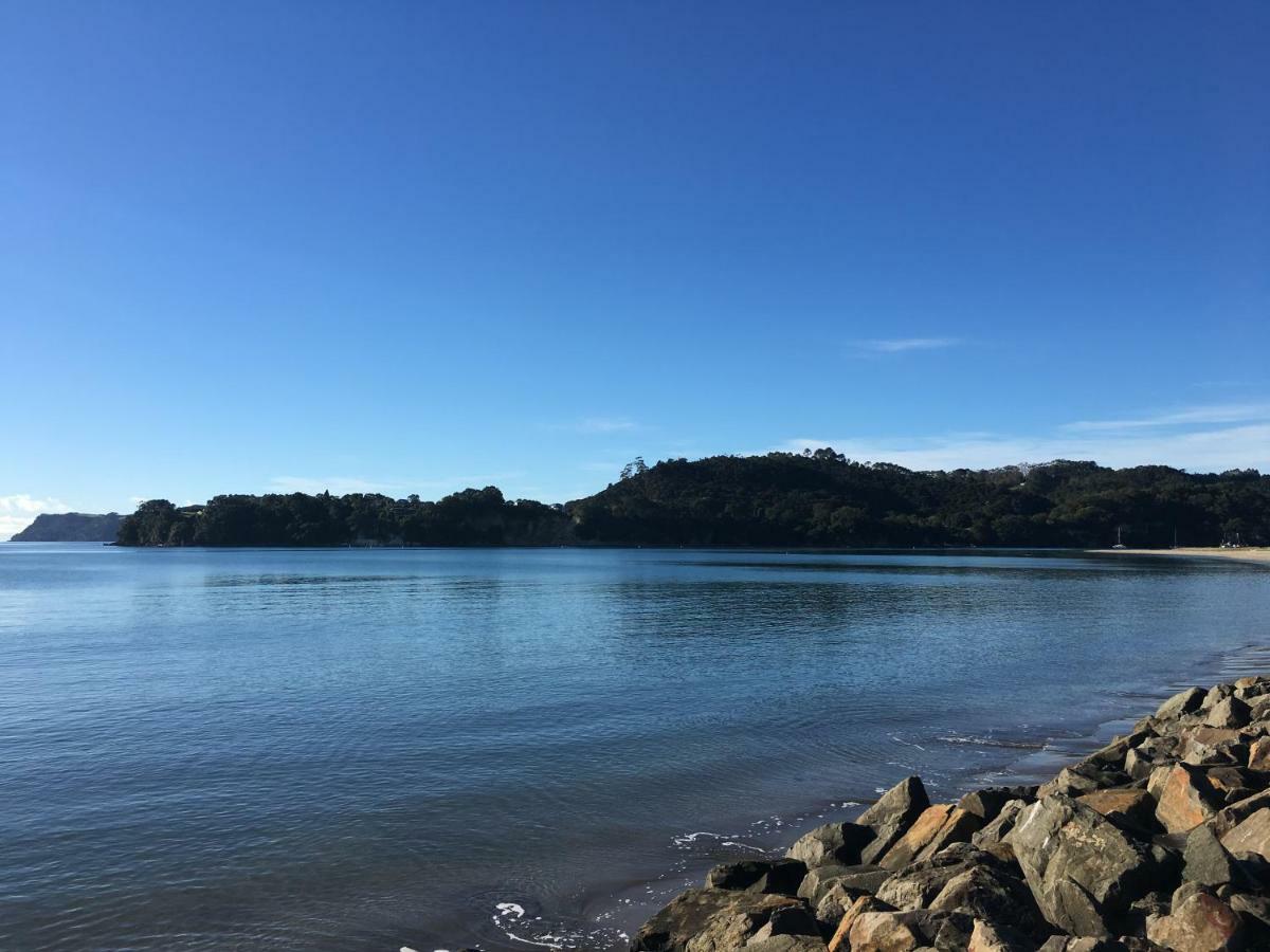 Waterfront Apartments Whitianga Bagian luar foto